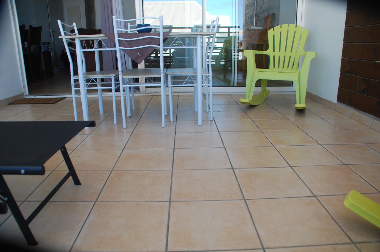 Appartement Meuble De Tourisme Saint Pierre Buitenkant foto