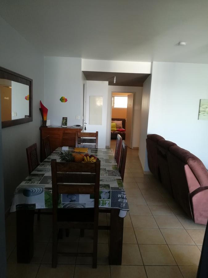 Appartement Meuble De Tourisme Saint Pierre Buitenkant foto