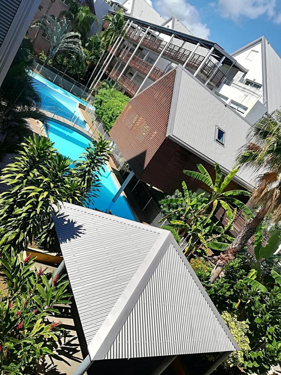 Appartement Meuble De Tourisme Saint Pierre Buitenkant foto