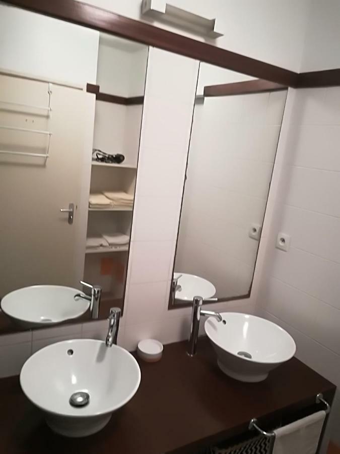 Appartement Meuble De Tourisme Saint Pierre Buitenkant foto